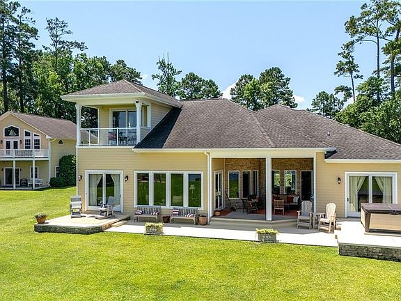 2nd image of 2391 Temples Point Rd