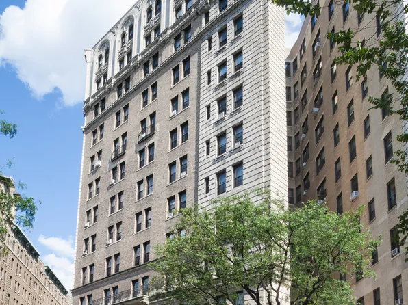 790 Riverside Drive image 9 of 10