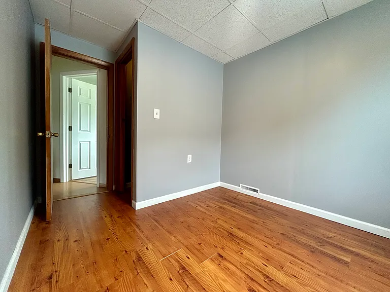 19-21 2nd St #19 — Photo 9