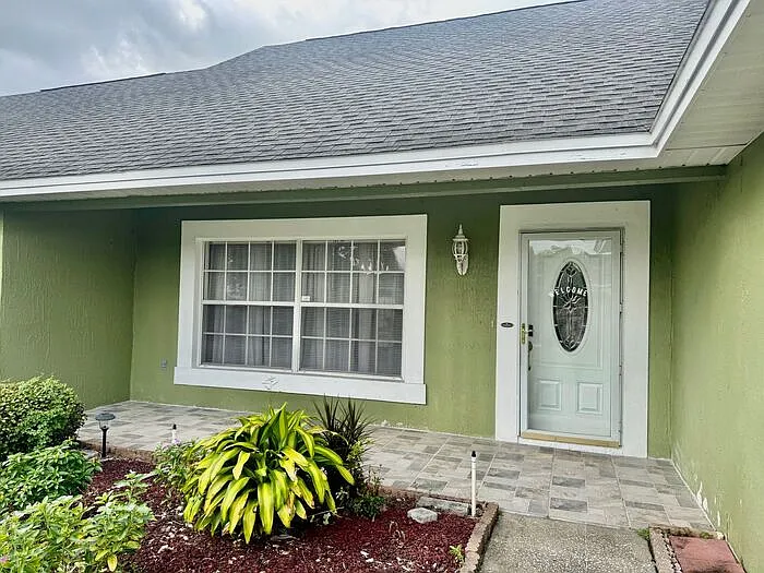 4 bed, 2.0 bath, 1624 sqft, $2,300 — Photo 3