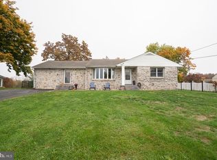 2995 Lutheran Rd, Gilbertsville, PA 19525