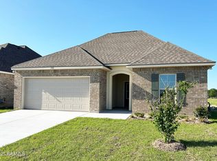 102 Pine Harvest Ln, Scott, LA 70583
