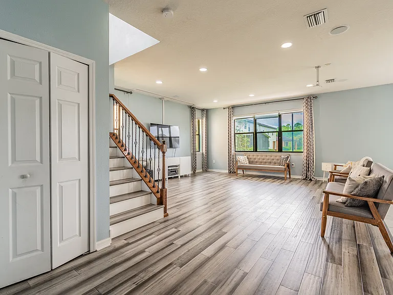 11027 Tahiti Isle Ln — Photo 82