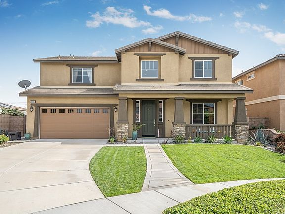 2nd image of 16597 Westmoor Pl