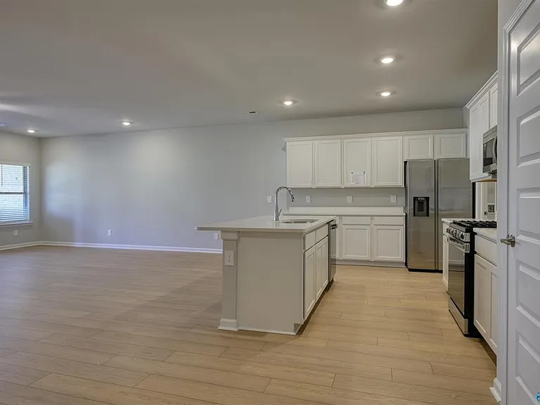 6002 Gardner Maples Dr — Photo 5