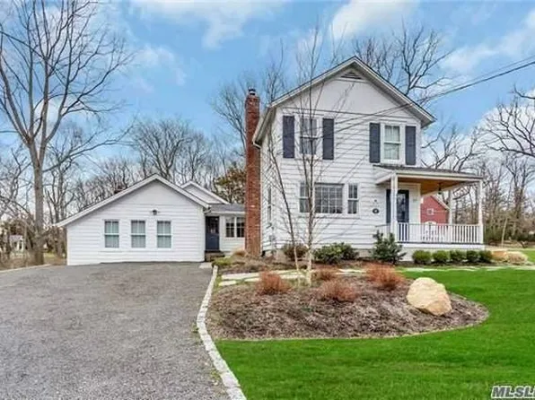 77 Main St, East Setauket, NY 11733