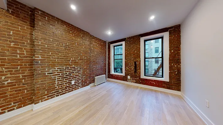 Rented by Bond New York | media 5