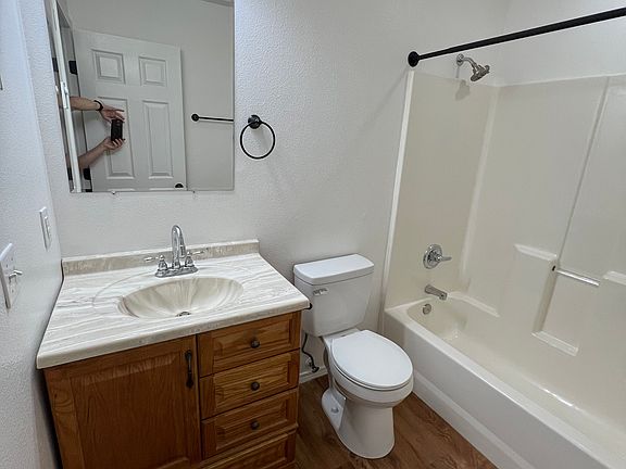 2nd image of 1794 S Mack Dr #1