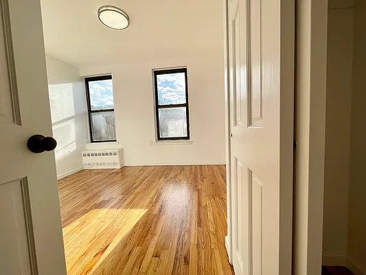 Rented by Highline Residential | media 17