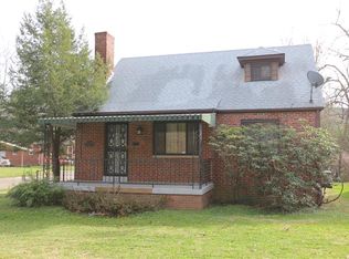 2004 Enslow Blvd, Huntington, WV 25701