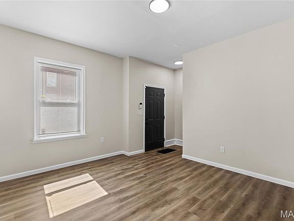 3rd image of 3523 Ohio Ave
