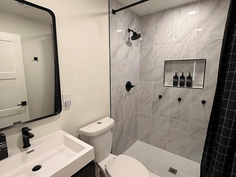 1323 W Speedway Blvd — Photo 10
