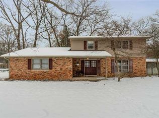 23 Five Oaks Dr, Saginaw, MI 48638