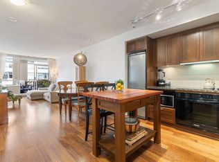 2228 Broadway W #608, Vancouver, BC
