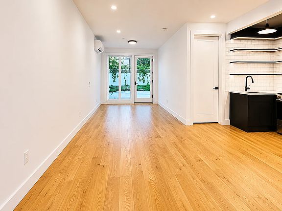 2nd image of 1647 New York Ave #1F