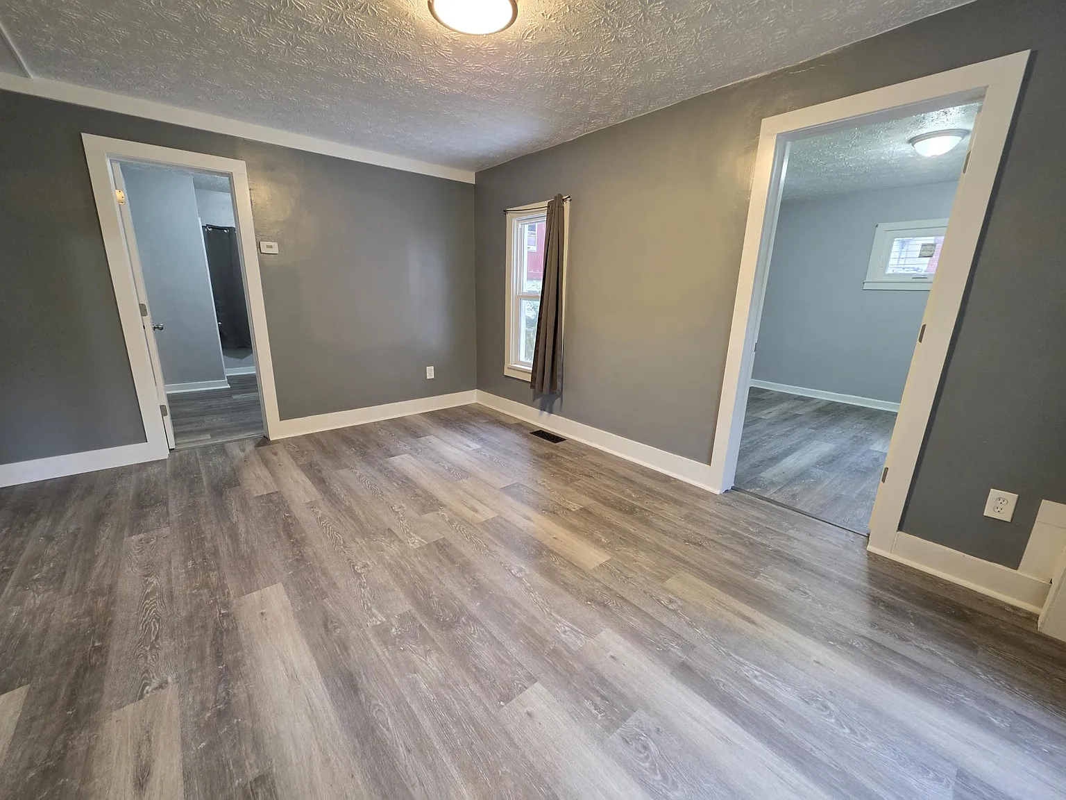 2 bed, 982 sqft, $900 — Photo 4