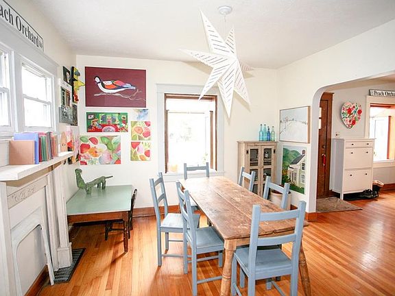 5th image of 333 E Peach Orchard Ave