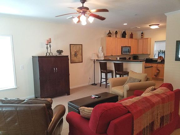 3rd image of 185 Sunset Point Dr APT 622