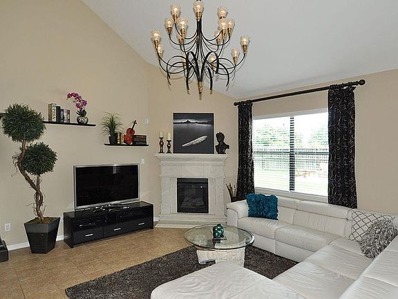3rd image of 6150 Newcastle Ln