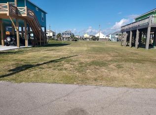 875 Palmetto Dr, Crystal Beach, TX 77650
