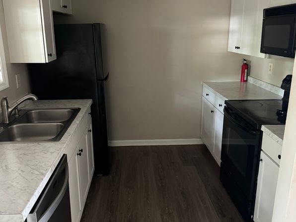 10 Sally Ann Pl