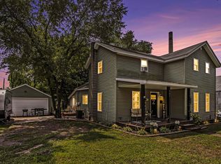 305 Pearl St, Three Rivers, MI 49093