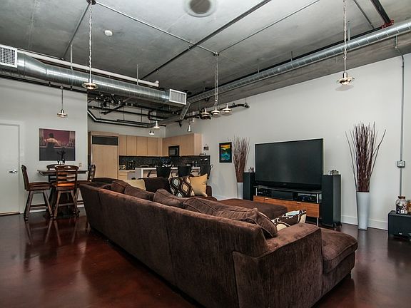 4th image of 877 Island Ave Unit 110