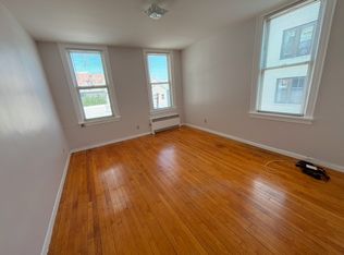 525 E 235th St #2, Bronx, NY 10470