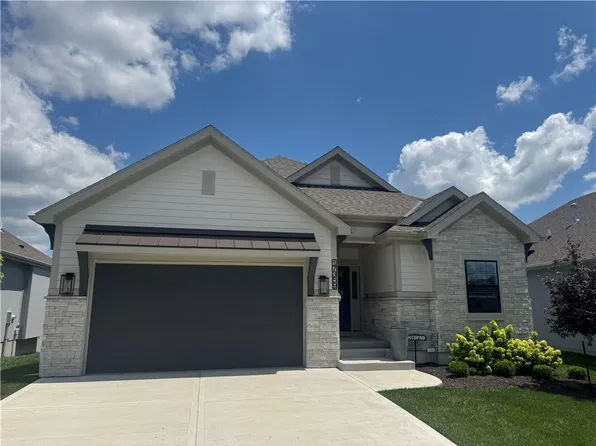 17359 S Kaw St, Olathe, KS 66062