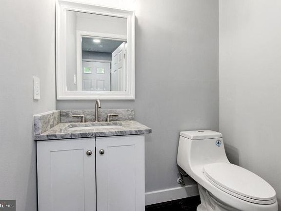 3rd image of 10129 Watkins Mill Pl