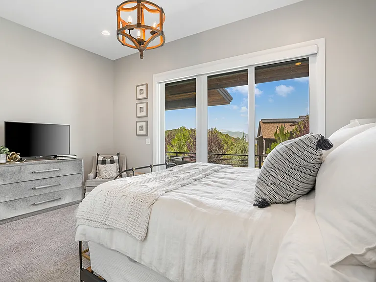 227 N Ibapah Peak Dr — Photo 10