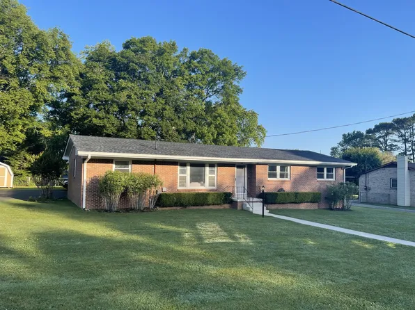 122 Burrum Dr, Shelbyville, TN 37160