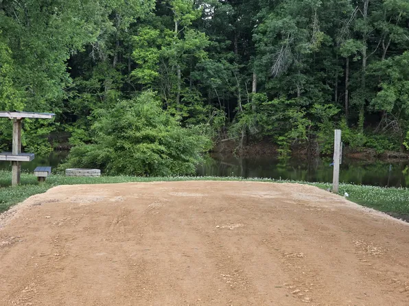 264 Duck Blind Rd Lot 220A, Clifton, TN 38425