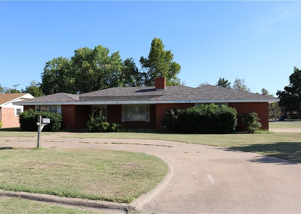 1st image of 1030 W Iris Ave