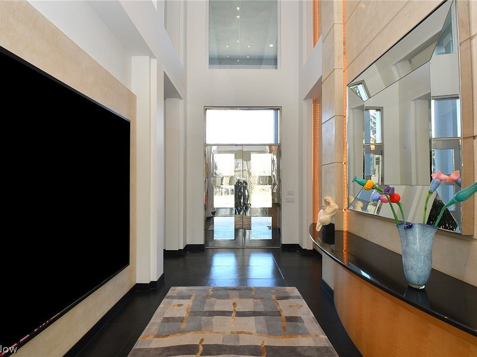 35850 S Woodland Rd, Moreland Hills, OH 44022 MLS 4431432 Zillow