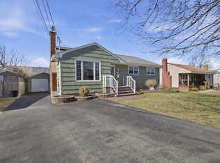 145 Rosedale Ave, Halifax, NS B3N2J9