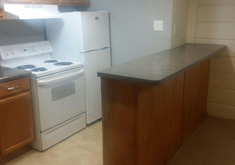 2nd image of 5526 Ellsworth Ave APT 6