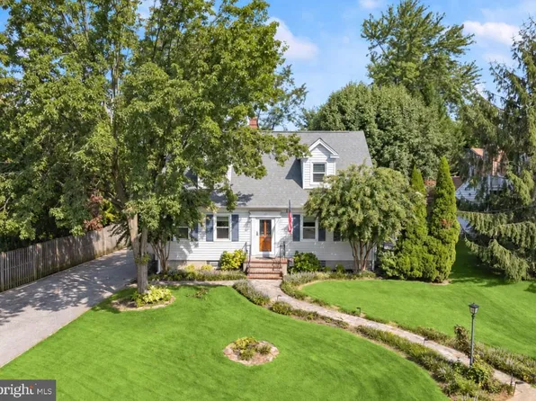 6 Park Dr, Baltimore, MD 21228