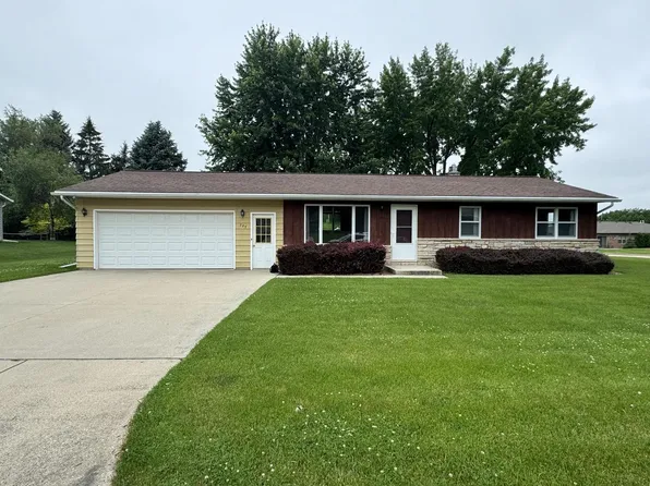 285 Mary STREET, Mayville, WI 53050
