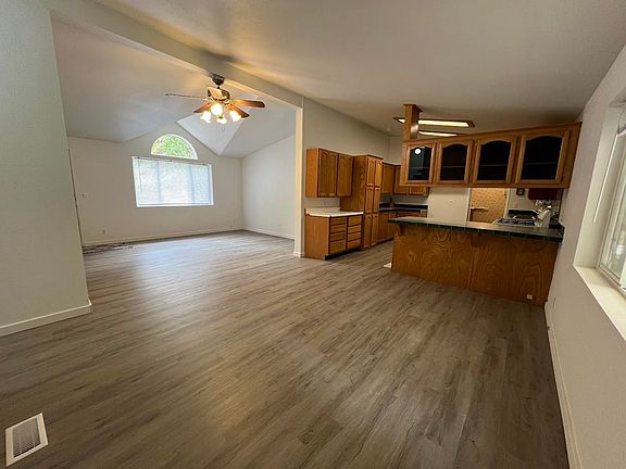 4th image of 311 Nugget Ln