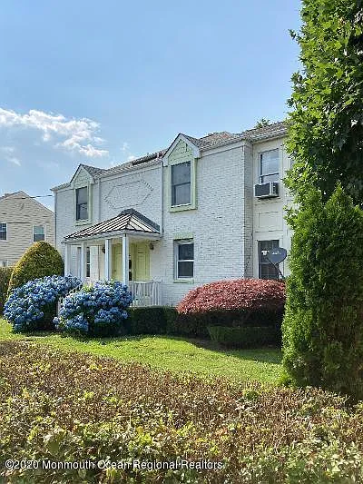 3 bed, 2492 sqft, $1,800 — Photo 3
