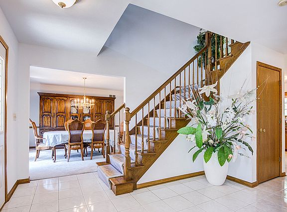 5th image of 10580 Lexington Ln