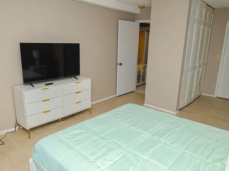 3740 Inverrary Dr #2D — Photo 12