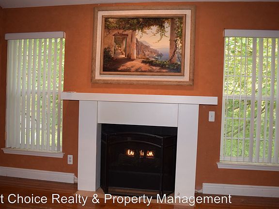 4th image of 4763 Berkshire Dr