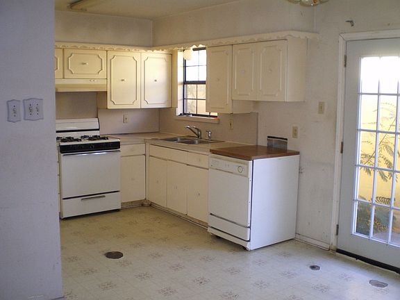 5th image of 2413 Sparling Way Dr
