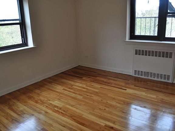 5th image of 4455 45th Ave #1