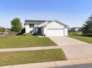 801 10th St NW, Kasson, MN 55944