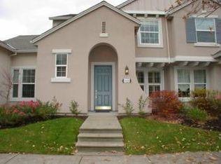 6609 NE Rosebay Dr, Hillsboro, OR 97124