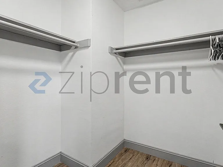 Closet Primary BedRoom