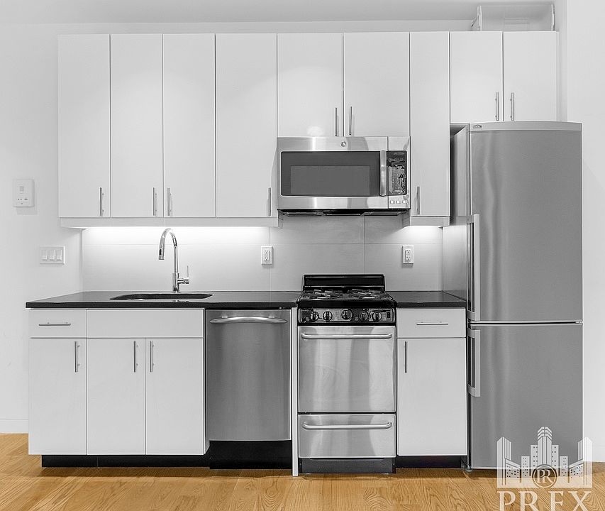 1st image of 227 Waverly Pl #3DD